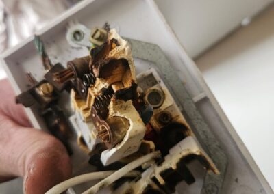 el electrical & maintenance 42(2)